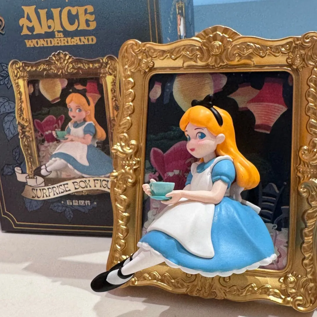Disney Alice in Wonderland – Blind Box Art Gallery Series | Figurine de Collection, Modèle Décoratif Premium – Image 2
