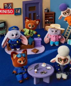 Alternative view of Disney Zootopia Blind Box – Porte-Clé Nick & Judy – Série Fashion – Figurine Mystère aléatoire